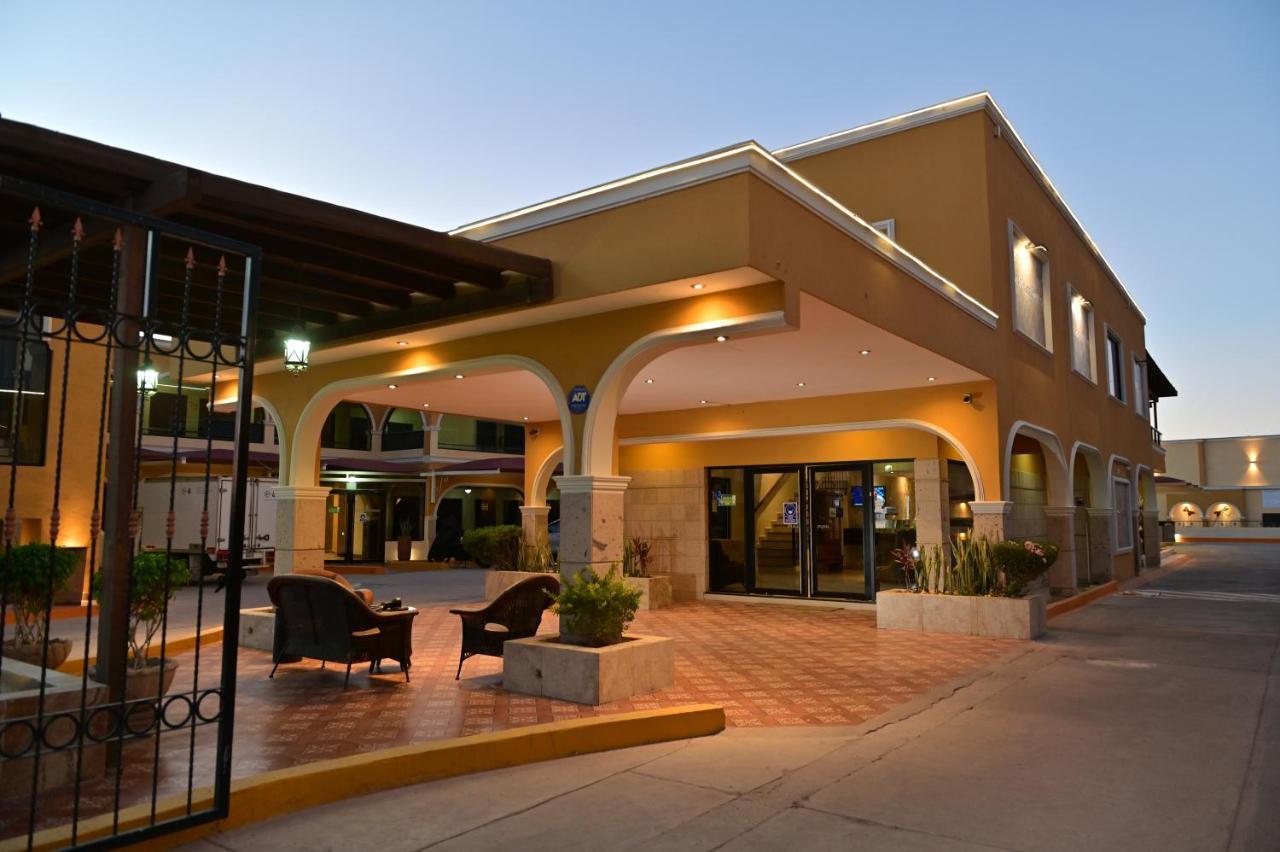 Hotel San Ignacio Inn Torreón Екстериор снимка