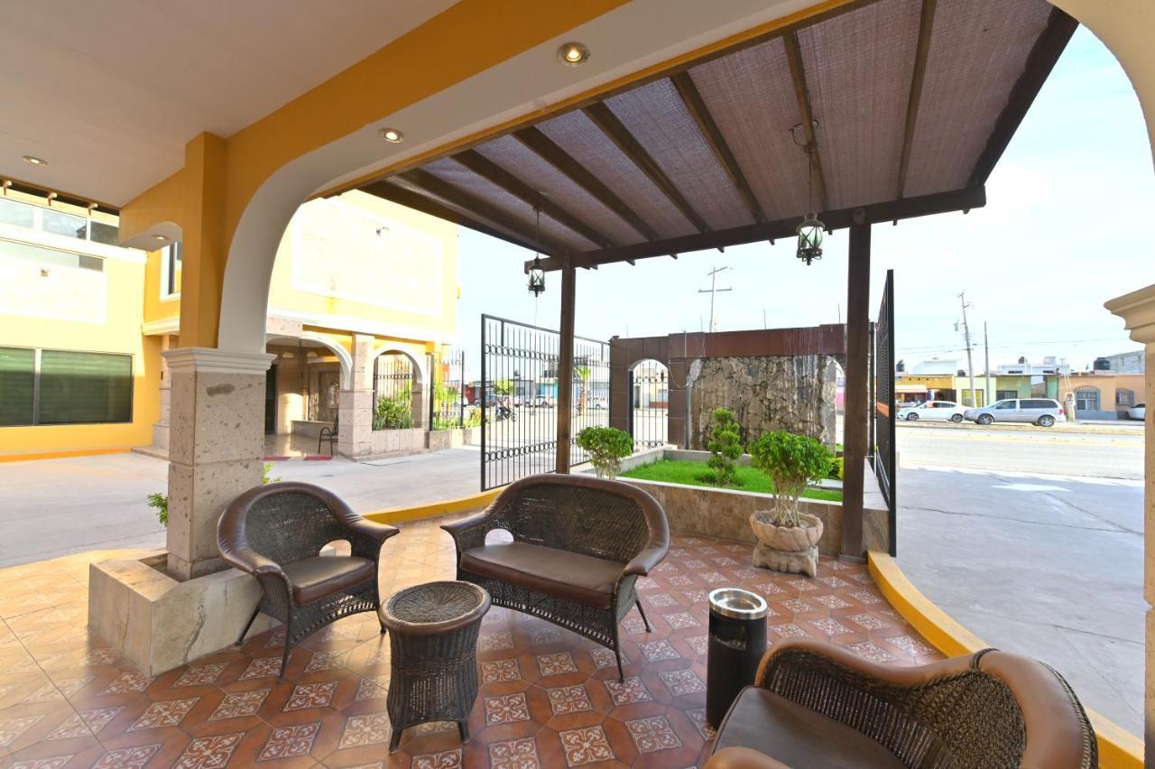 Hotel San Ignacio Inn Torreón Екстериор снимка