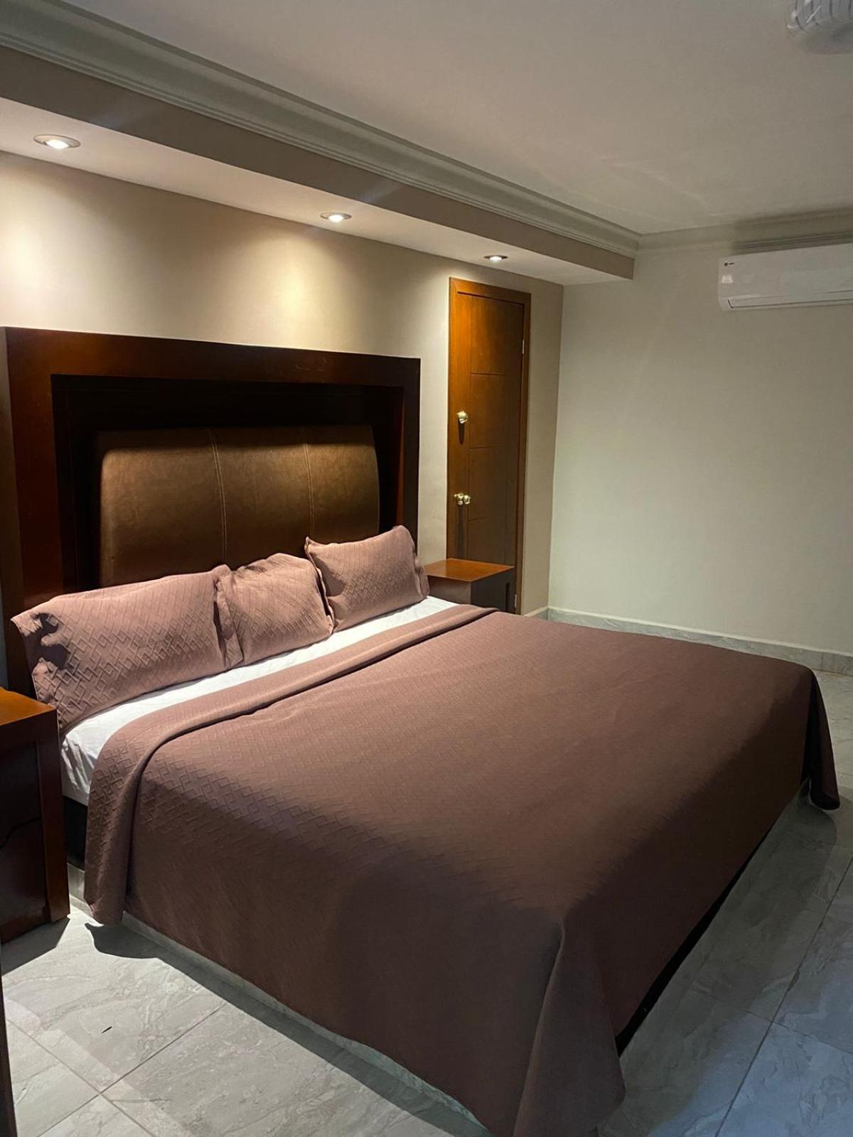 Hotel San Ignacio Inn Torreón Екстериор снимка
