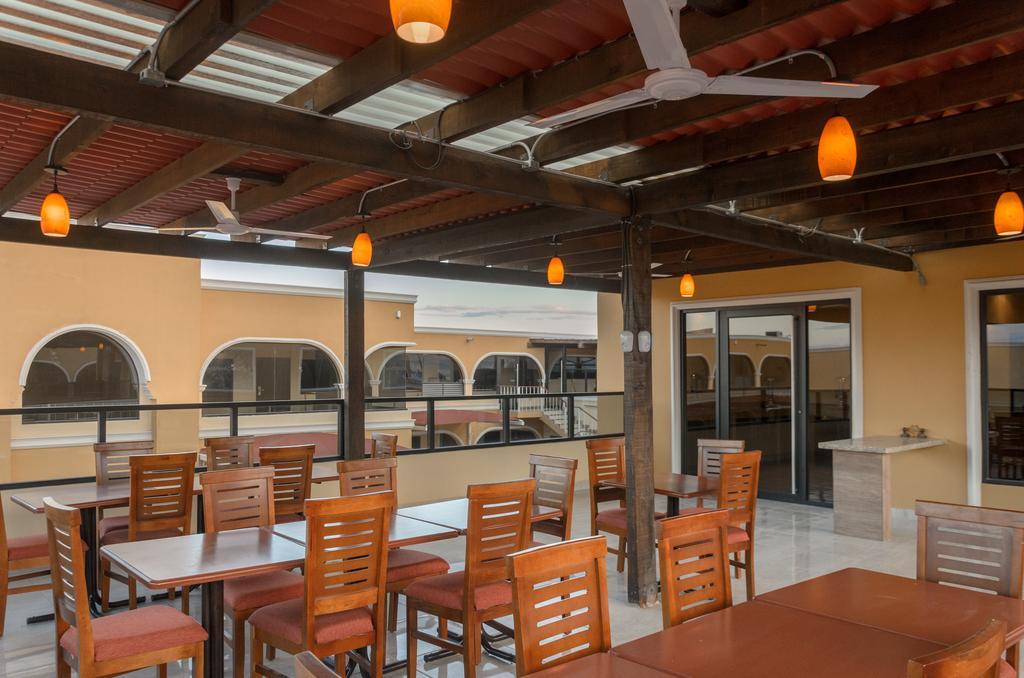 Hotel San Ignacio Inn Torreón Екстериор снимка