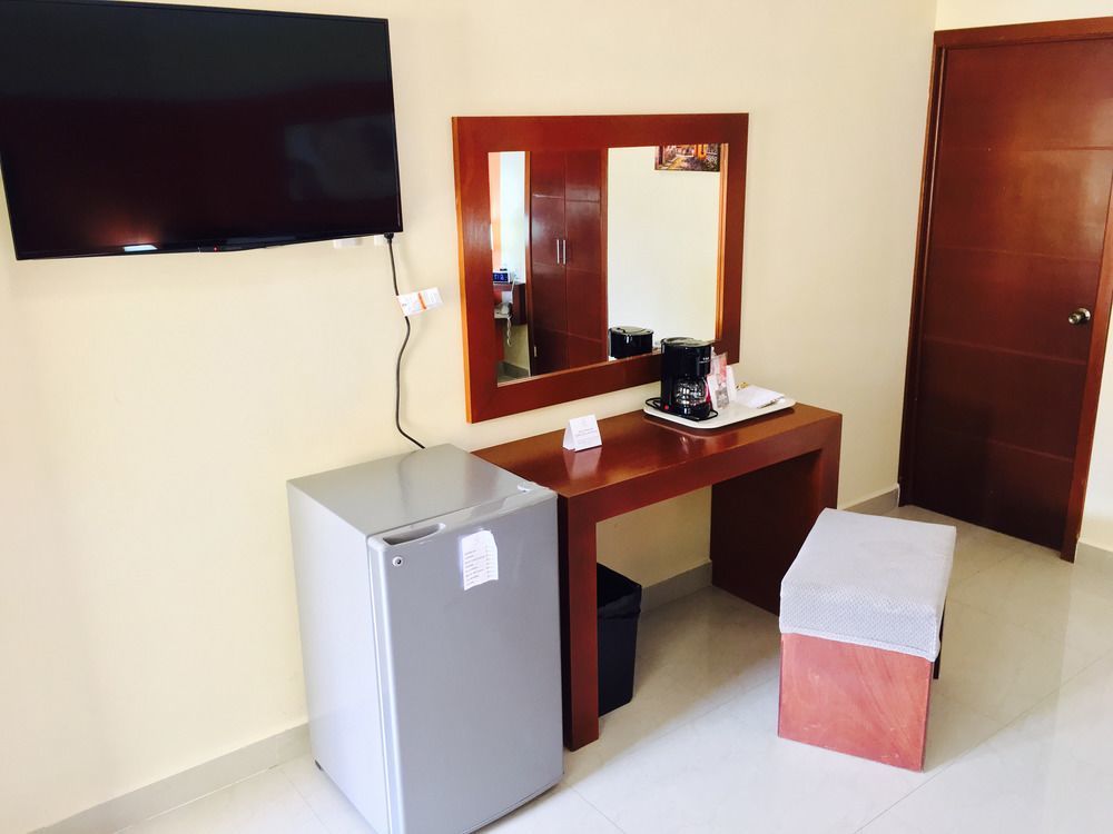 Hotel San Ignacio Inn Torreón Екстериор снимка